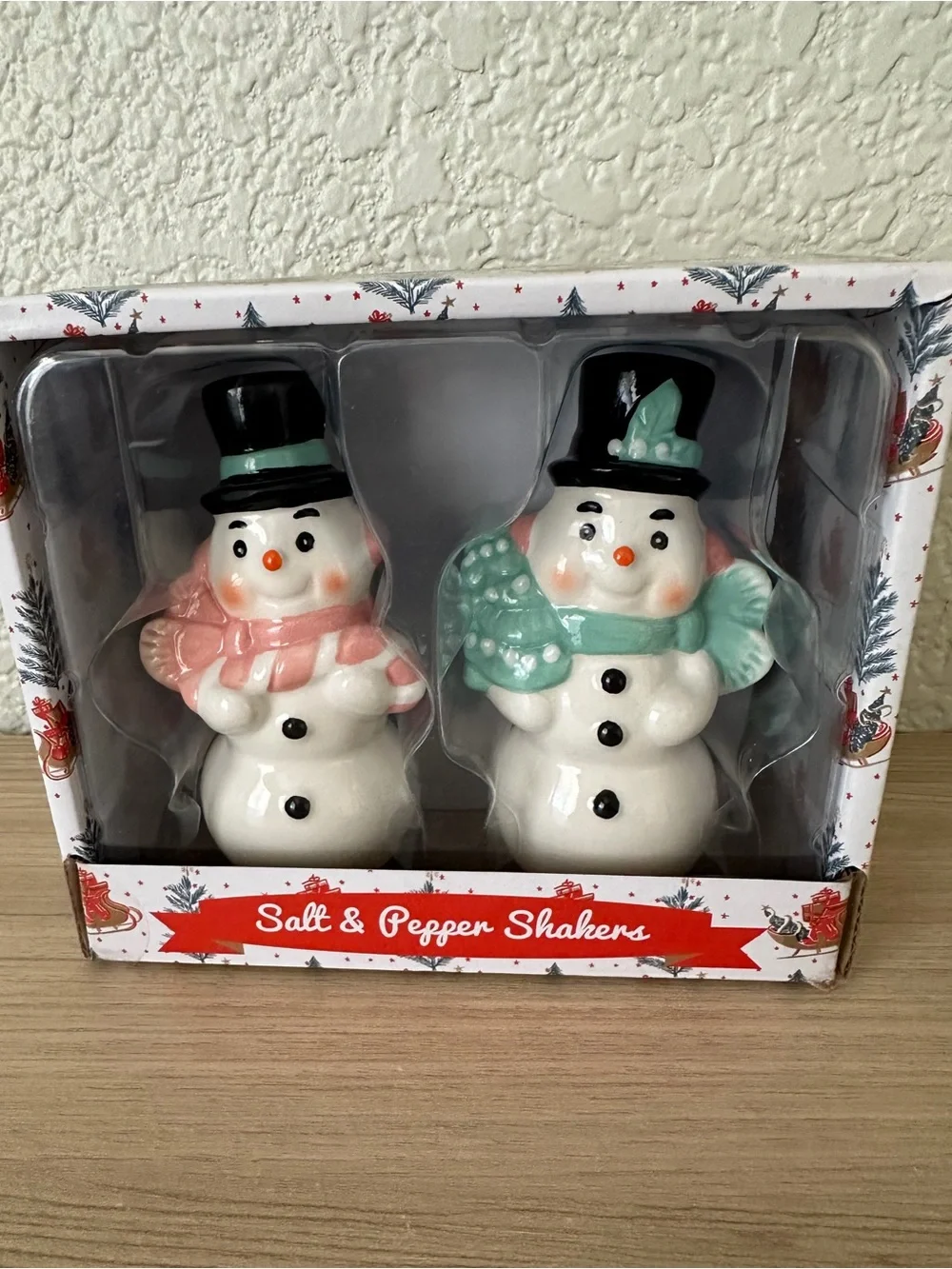Ceramic Snowman Pair – Pink & Mint Holiday Figurines